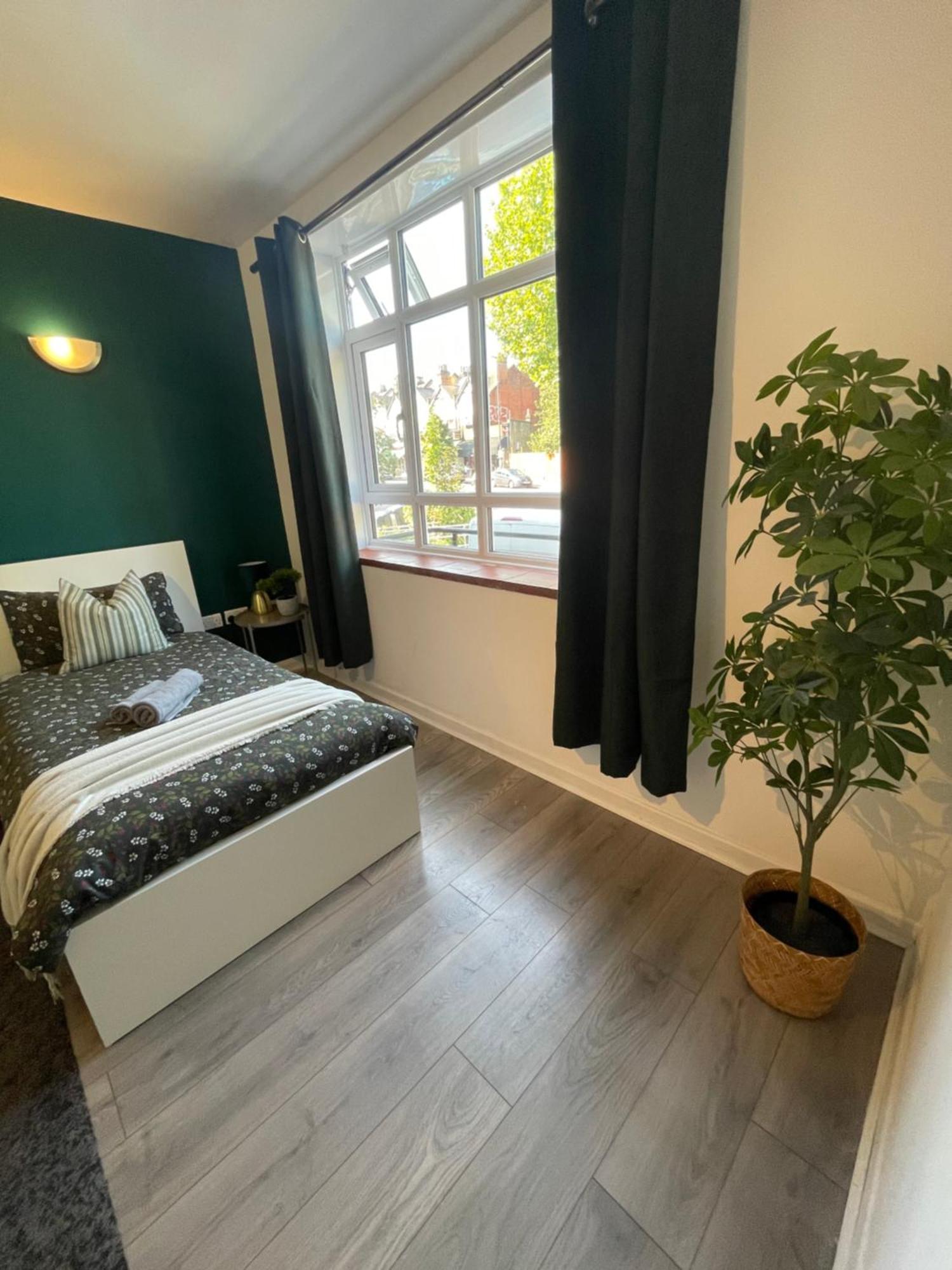 לונדון Willesden Green Rooms מראה חיצוני תמונה
