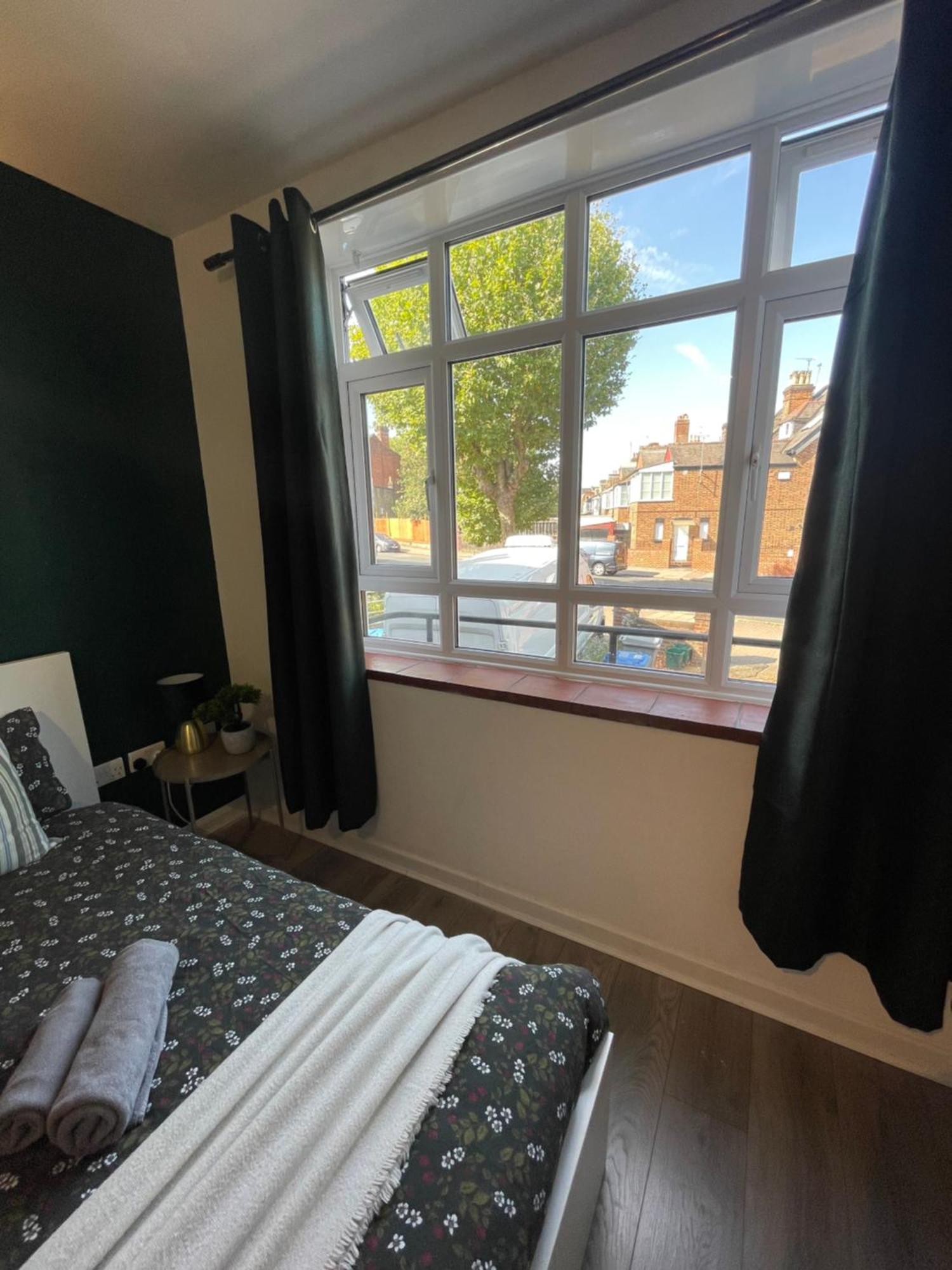 לונדון Willesden Green Rooms מראה חיצוני תמונה